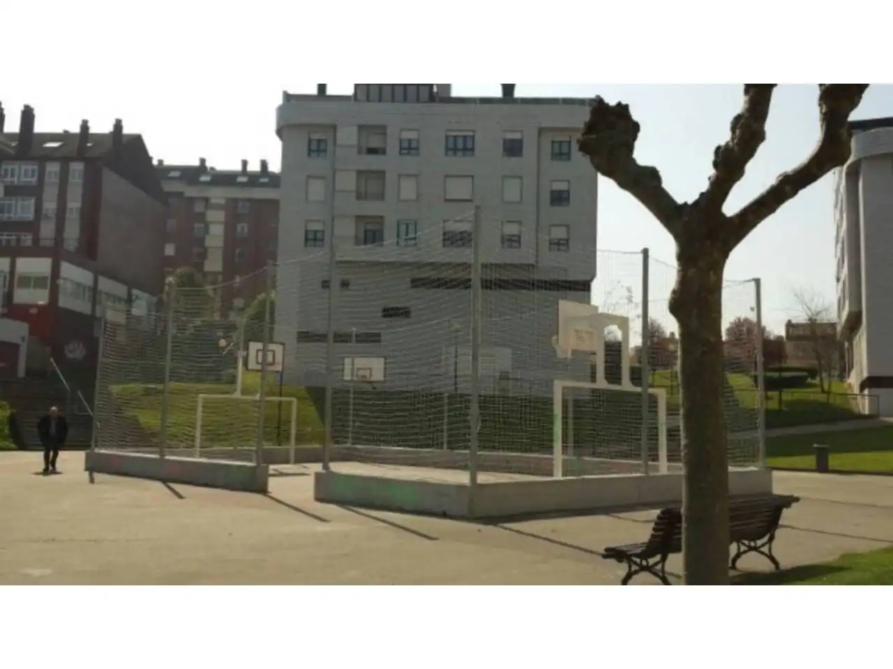 Local en venda a Calle Miguel Indurain, 9, Fozaneldi - Tenderina