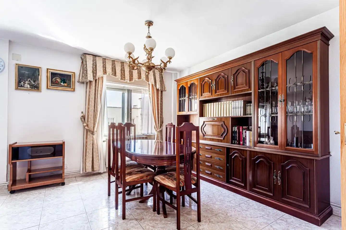 Comedor de Piso en venta en Madrid con Calefacción y Terraza