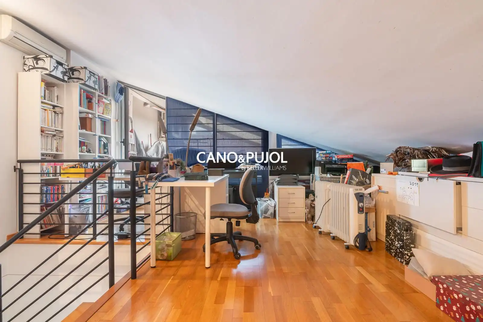 Flat for sale in Sant Cugat del Vallès  with Heating, Terrace and Storage room