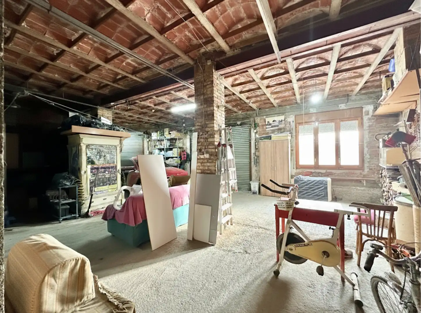 Casa adosada en venta en Manlleu con Calefacción, Jardín privado y Trastero