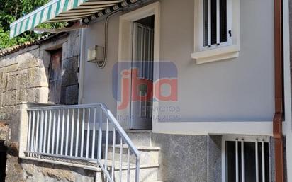 Vista exterior de Casa o xalet en venda en San Cristovo de Cea amb Calefacció i Terrassa