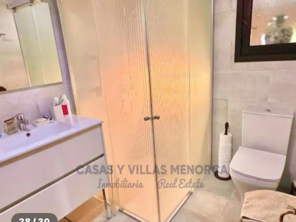Bany de Finca rústica en venda en Sant Lluís amb Jardí privat, Terrassa i Piscina