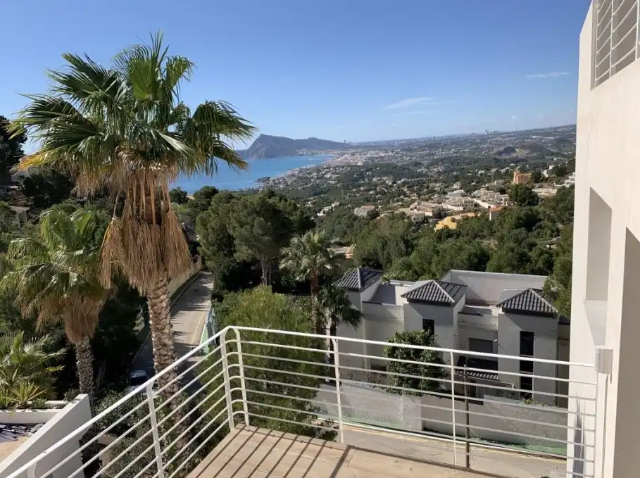Vista exterior de Casa o chalet en venta en Altea con Aire acondicionado, Jardín privado y Terraza