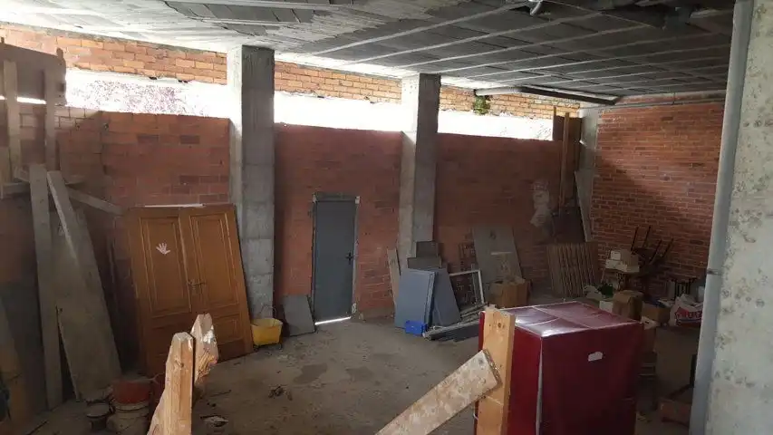 Local de alquiler en A Parda