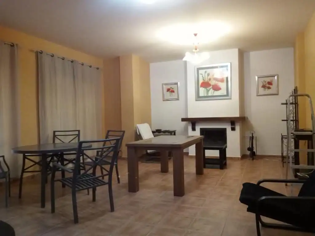Comedor de Casa o chalet en venta en Chiclana de la Frontera con Aire acondicionado, Calefacción y Jardín privado