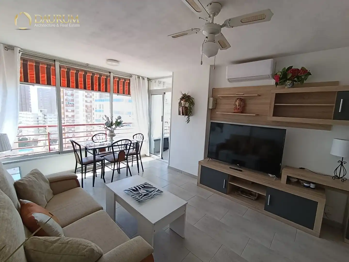Appartamento con piscina in vendita a CALLE LONDRES, imagen 2