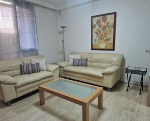 Living room of Flat to rent in  Santa Cruz de Tenerife Capital  with Air Conditioner, Heating and Storage room