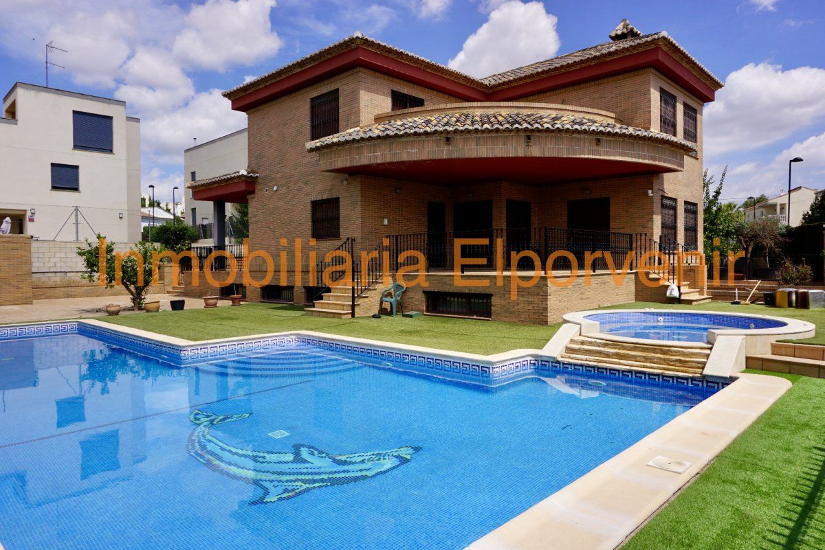 Exterior view of House or chalet to rent in Torrent  with Air Conditioner, Heating and Private garden