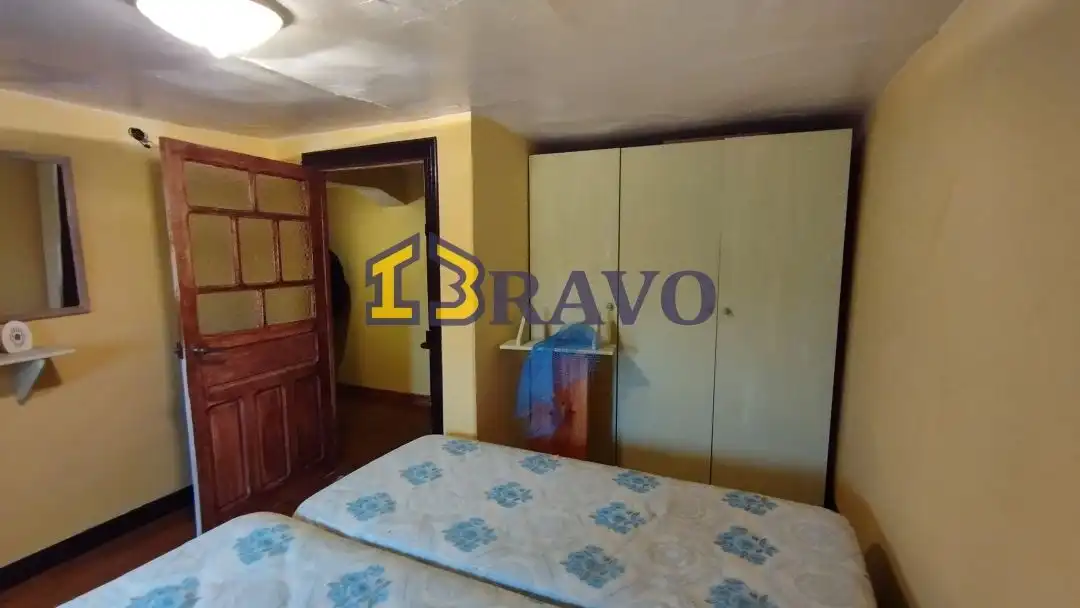 Dormitori de Casa o xalet en venda en Valle de Losa amb Jardí privat i Terrassa