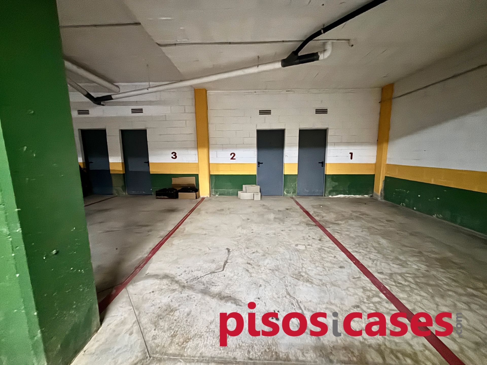 Parking of Garage for sale in Tona