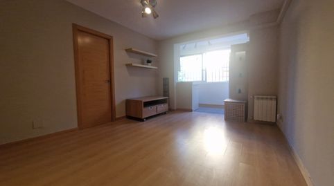 Photo 2 of Flat for rent in Calle de Añastro, Atalaya, Madrid Capital