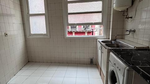 Foto 2 de Piso en venta en Santutxu - Basarrate, Bizkaia