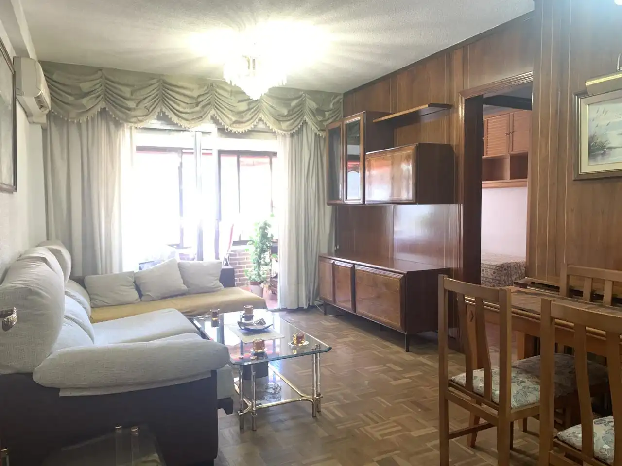 Sala d'estar de Pis de lloguer en Móstoles amb Aire condicionat, Calefacció i Parquet