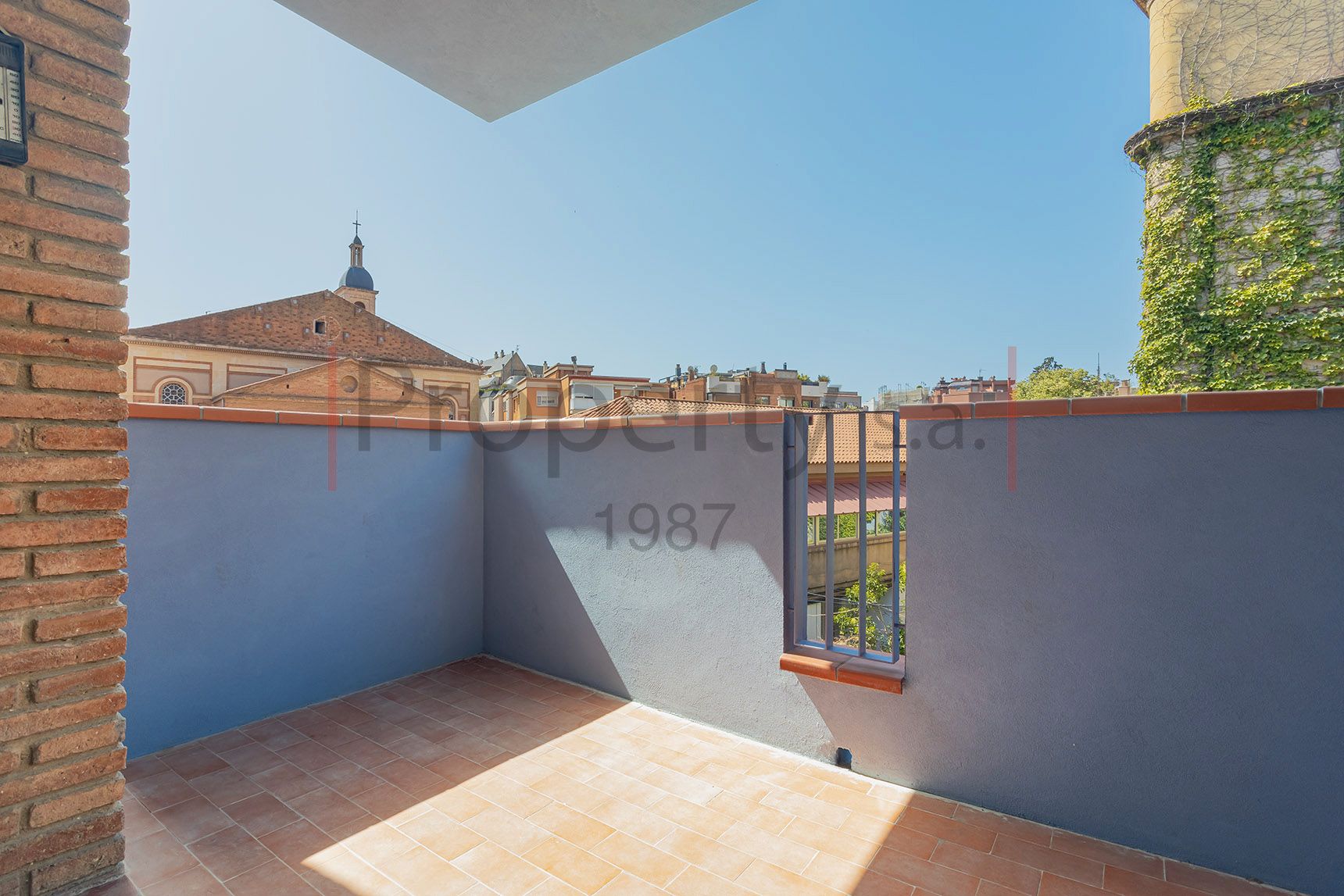 Terrassa de Pis en venda en  Barcelona Capital amb Aire condicionat, Jardí privat i Terrassa