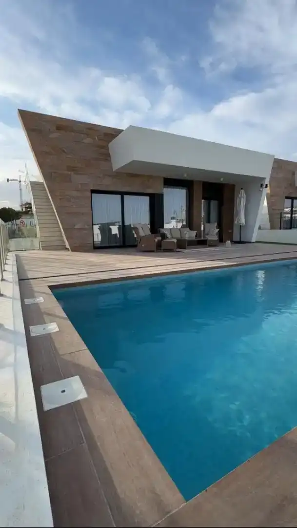 Piscina de Casa o xalet en venda en Finestrat amb Aire condicionat, Piscina i Balcó