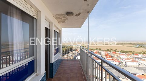 Foto 4 de Piso en venta en Carrer Narcís Monturiol, El Perelló, Sueca