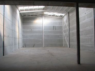 Nau industrial en venda a Calle Plomo