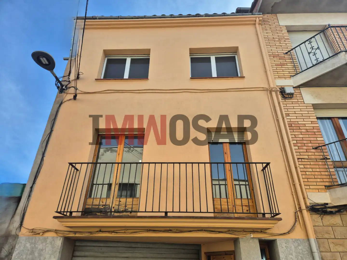 Vista exterior de Casa adosada en venda en Prats de Lluçanès amb Calefacció, Jardí privat i Terrassa