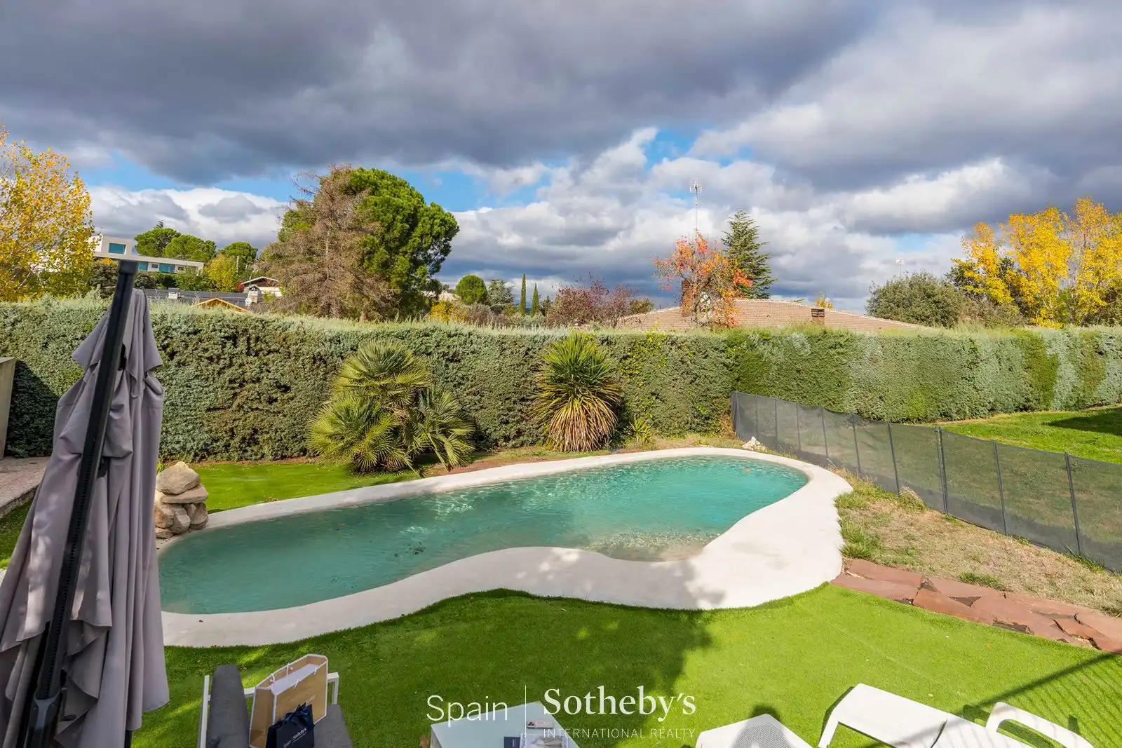 Casa amb piscina en venda a Calle de los Enebros, imagen 38
