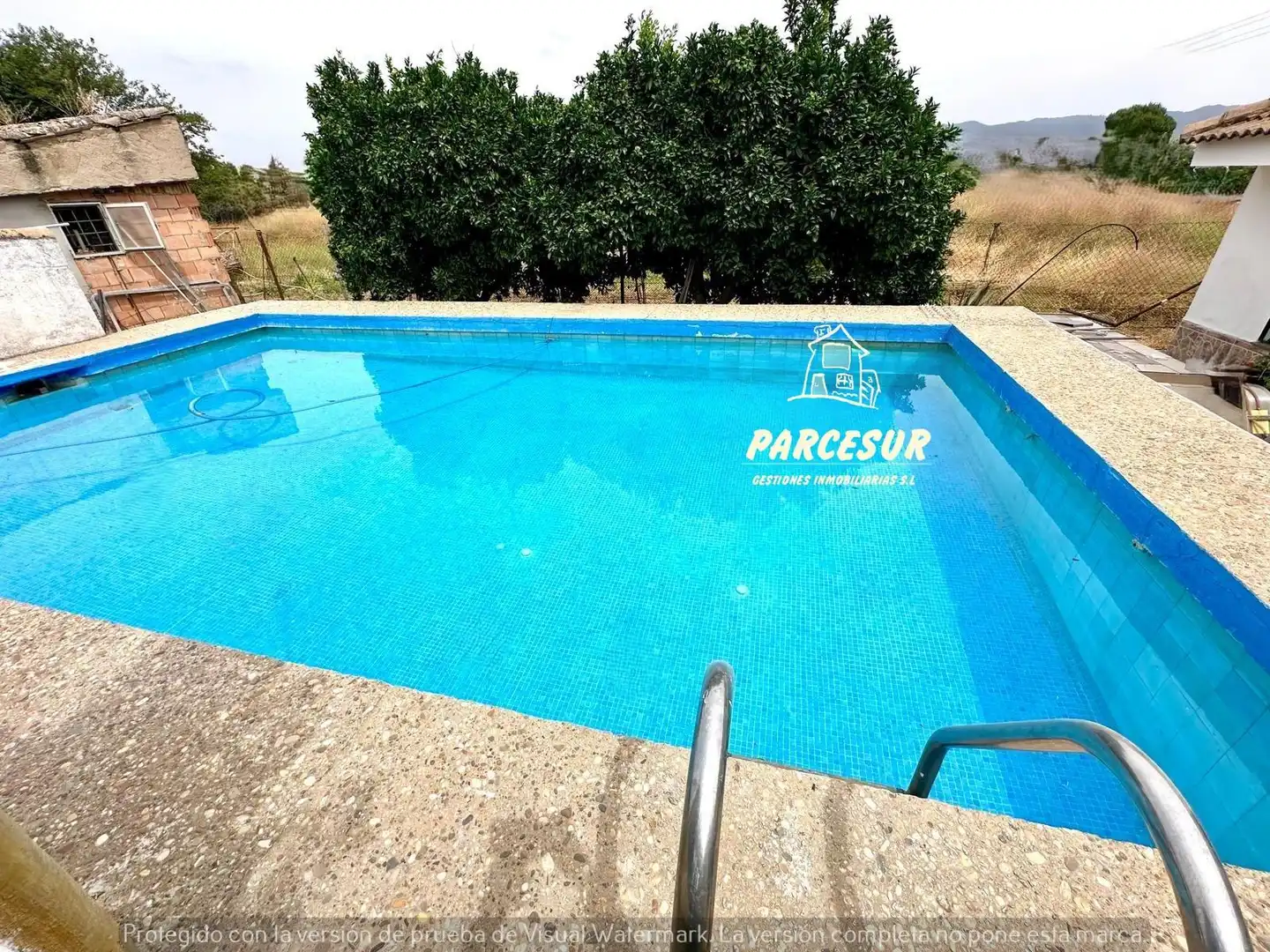 Piscina de Casa o xalet en venda en Córdoba amb Aire condicionat, Calefacció i Jardí privat