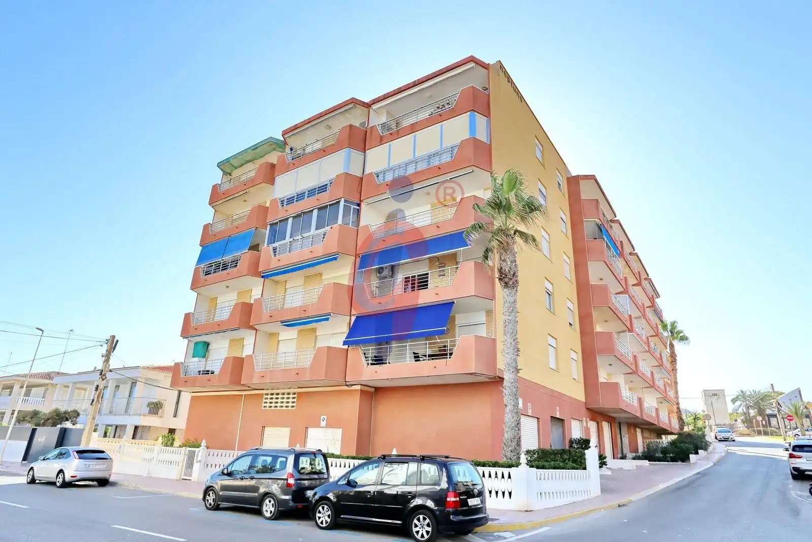 Vista exterior de Apartamento en venta en Guardamar del Segura con Terraza y Balcón