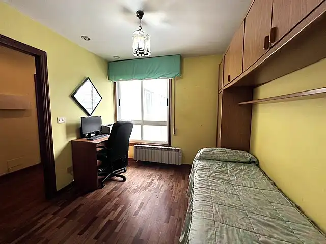 Habitación de Piso en venta en A Coruña Capital  con Calefacción, Terraza y Trastero
