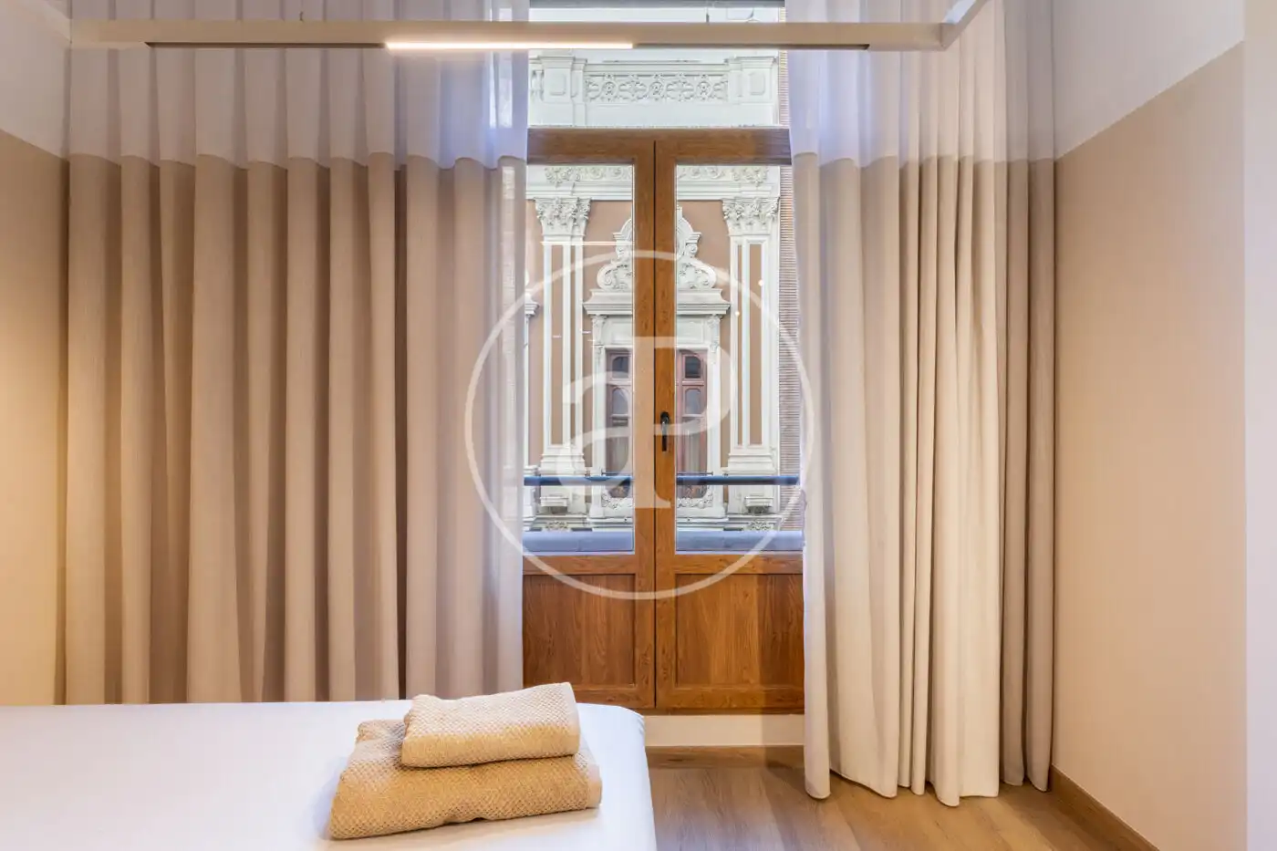 Habitación de Piso de alquiler en Valencia con Aire acondicionado, Calefacción y Amueblado