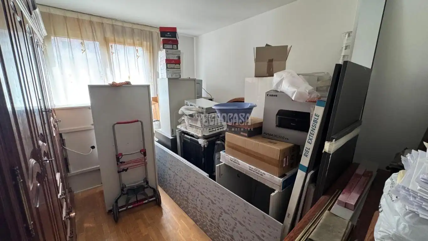 Piso en venta en Gijón  con Trastero