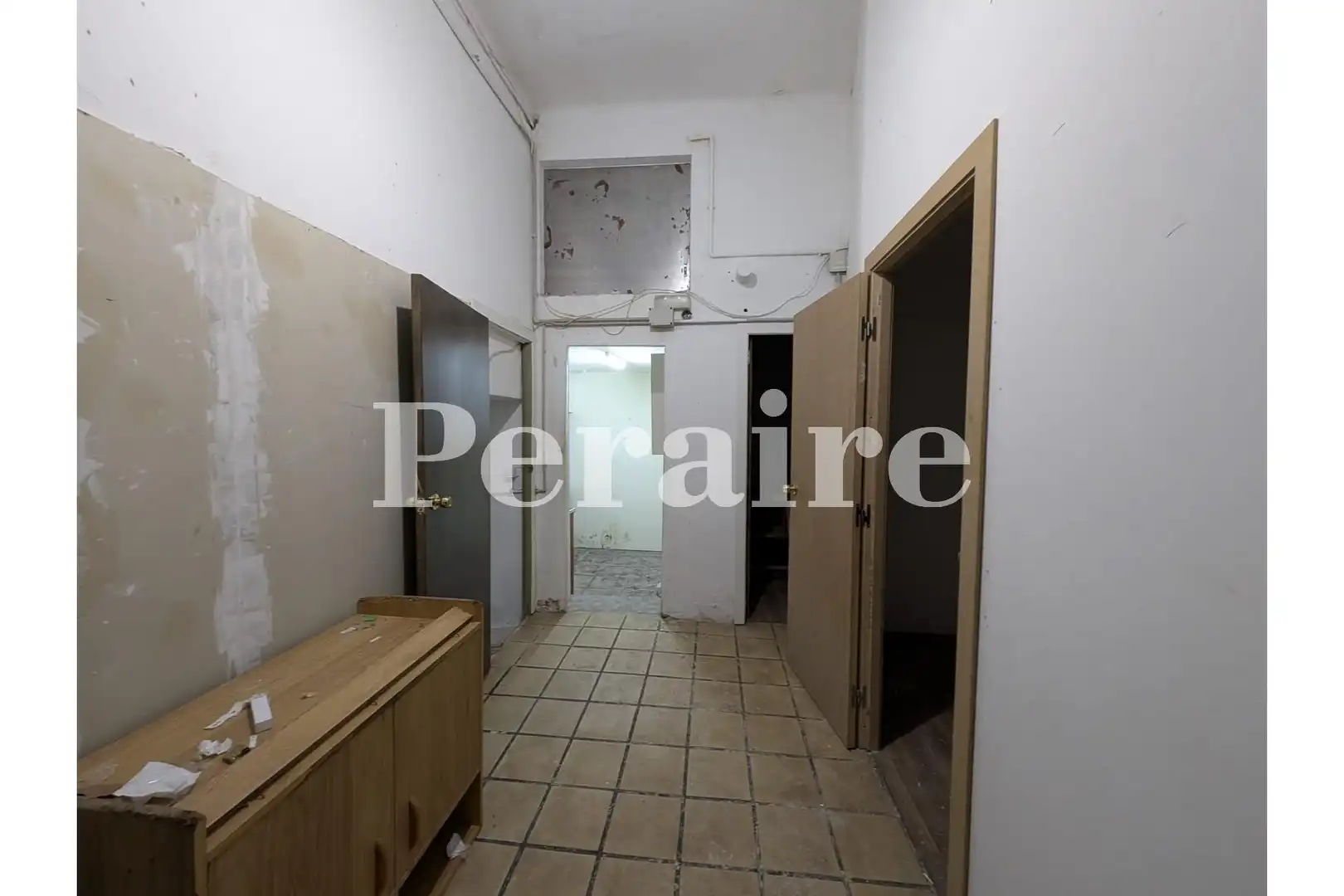Gewerbefläche zum Verkauf in Avenida d'Isabel la Catòlica, imagen 5