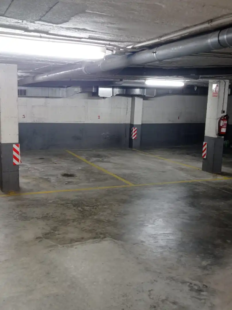 Garage for rent in Tordera pueblo