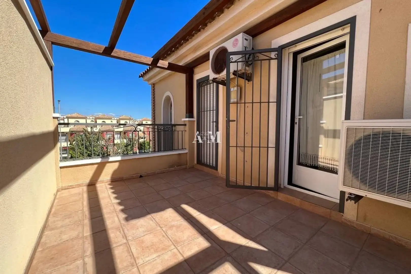 Terraza de Casa o chalet de alquiler en Pilar de la Horadada con Aire acondicionado, Calefacción y Jardín privado