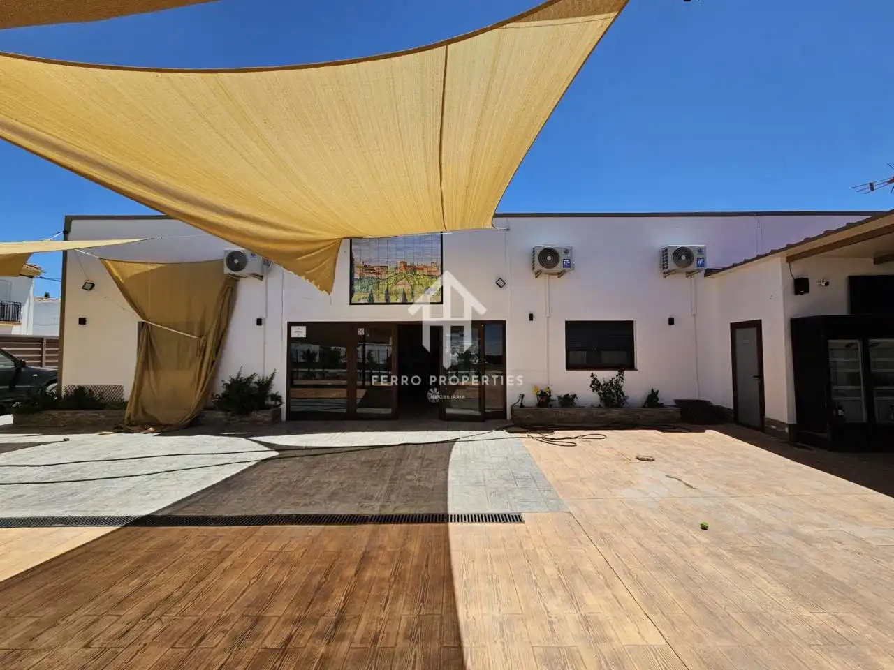 Local en venta en Chimeneas con Aire acondicionado