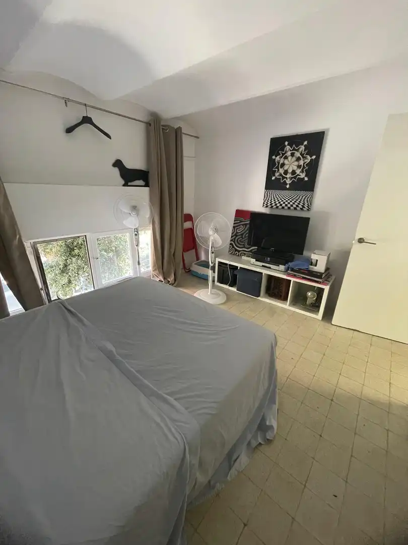 Dormitori de Dúplex en venda en L'Hospitalet de Llobregat amb Terrassa