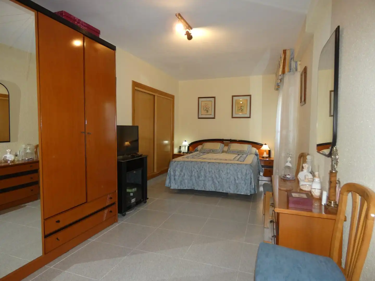 Schlafzimmer von Wohnung zum Verkauf in Utebo mit Heizung