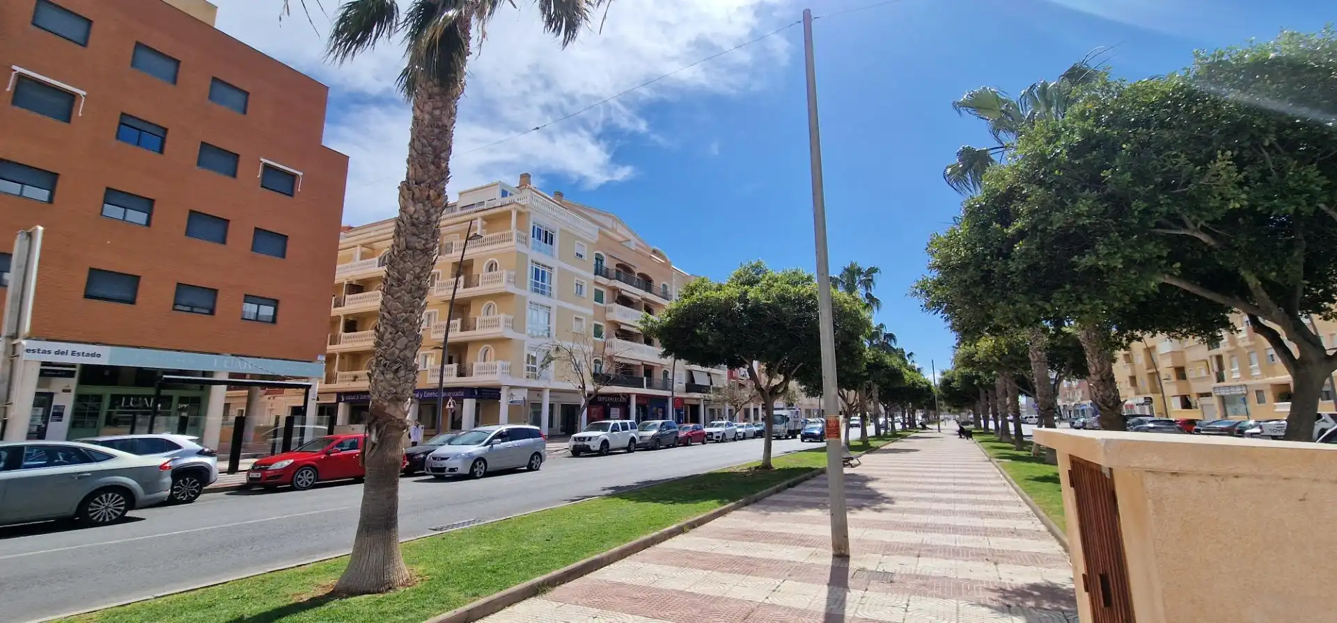 Vista exterior de Apartamento en venta en Roquetas de Mar con Aire acondicionado, Calefacción y Terraza