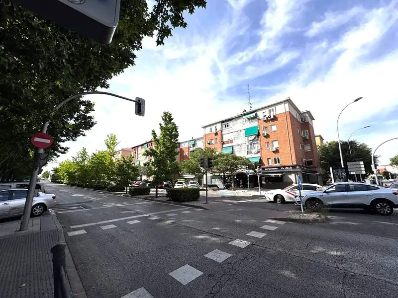 Vista exterior de Piso en venta en Madrid