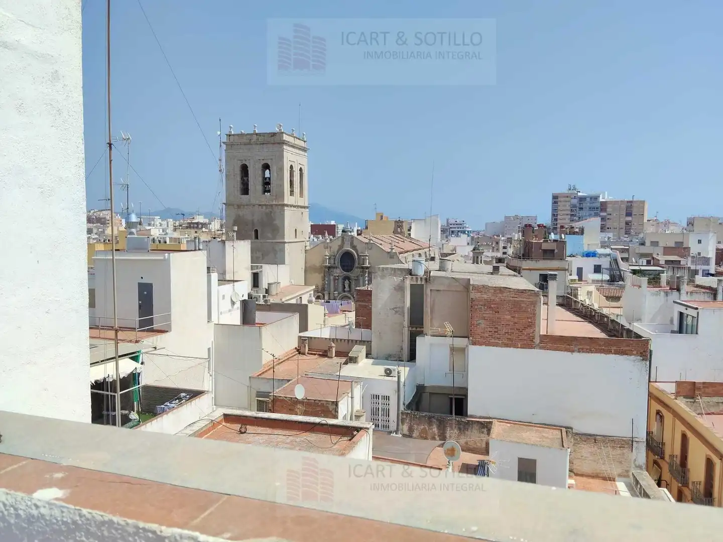 Vista exterior de Pis en venda en Vinaròs amb Calefacció i Moblat