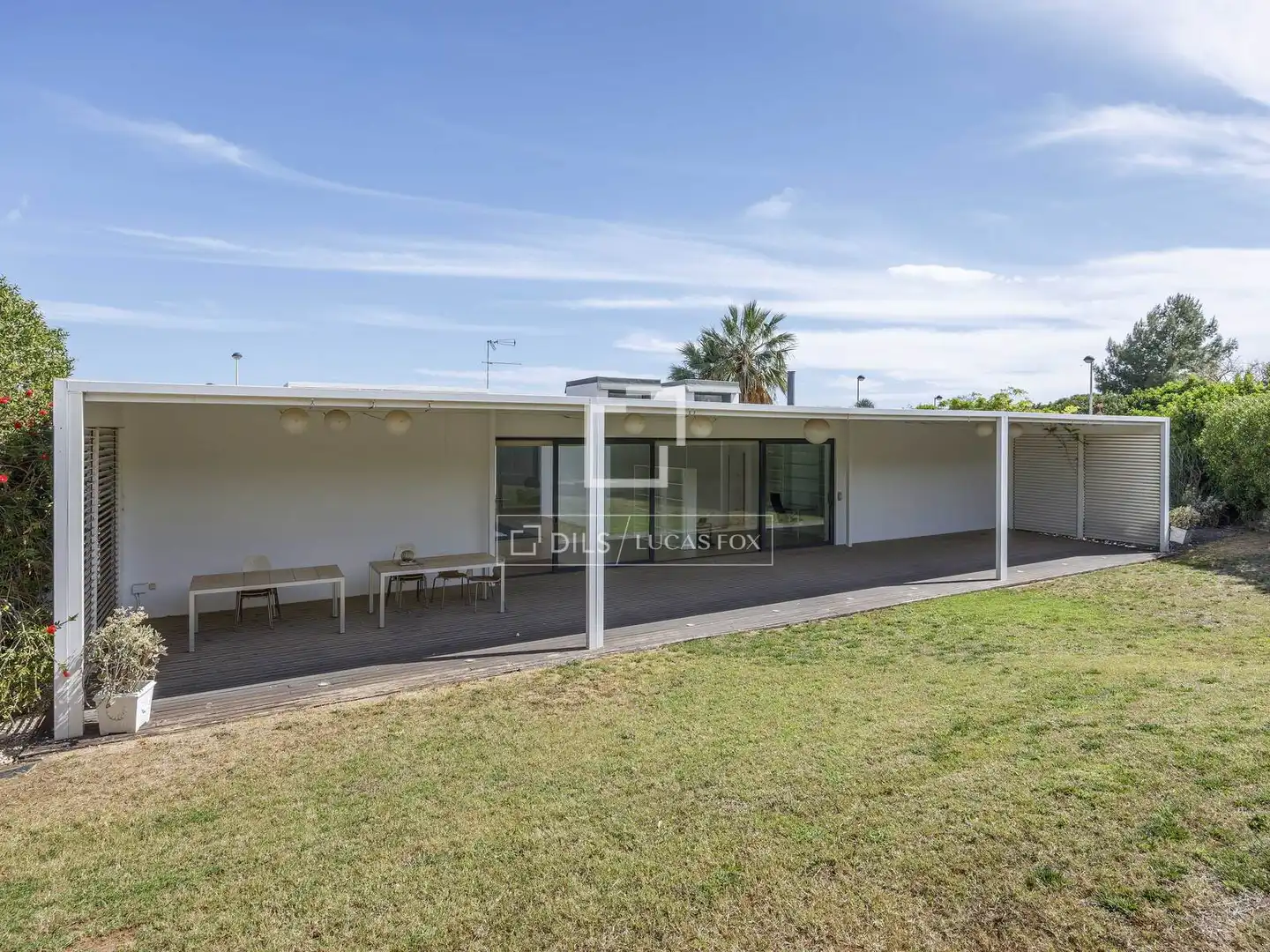Exterior view of Houses for sale in Sagunto / Sagunt  with Air Conditioner, Parquet flooring and Swimming Pool