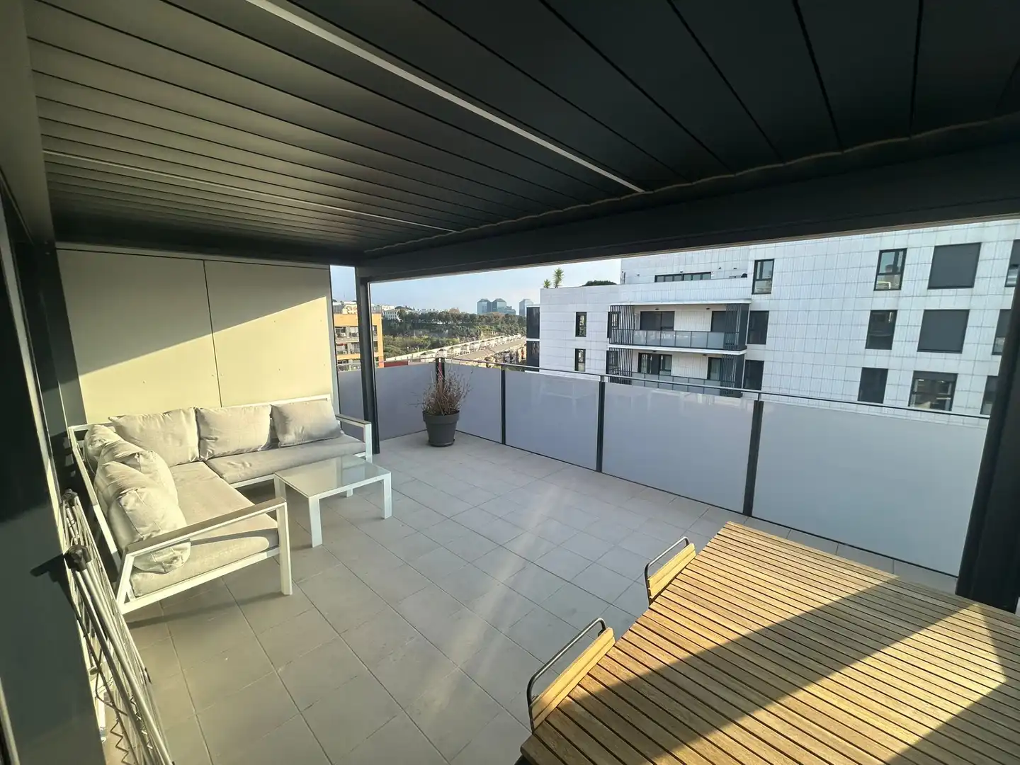 Terrasse von Dachboden zum Verkauf in Barcelona mit Klimaanlage, Heizung und Parkett