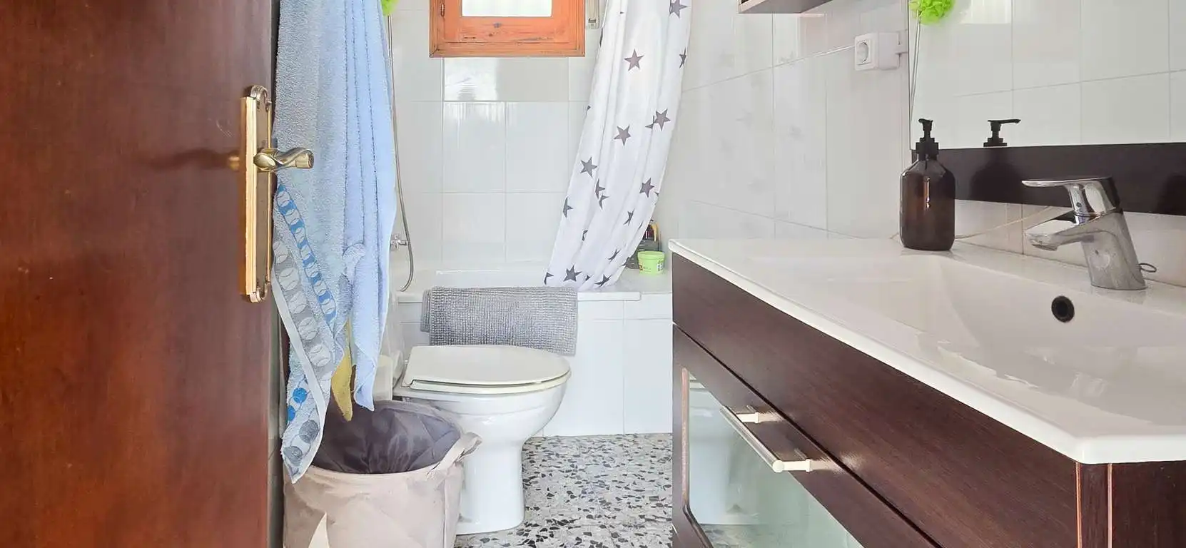 Badezimmer von Haus oder Chalet zum Verkauf in Sant Miquel de Fluvià mit Terrasse und Möbliert