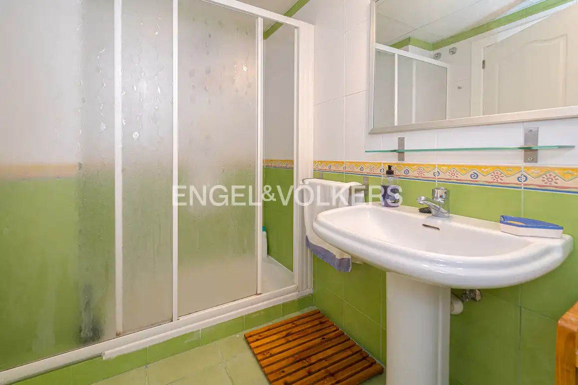 Bathroom of Houses for sale in Villajoyosa / La Vila Joiosa  with Air Conditioner, Private garden and Terrace