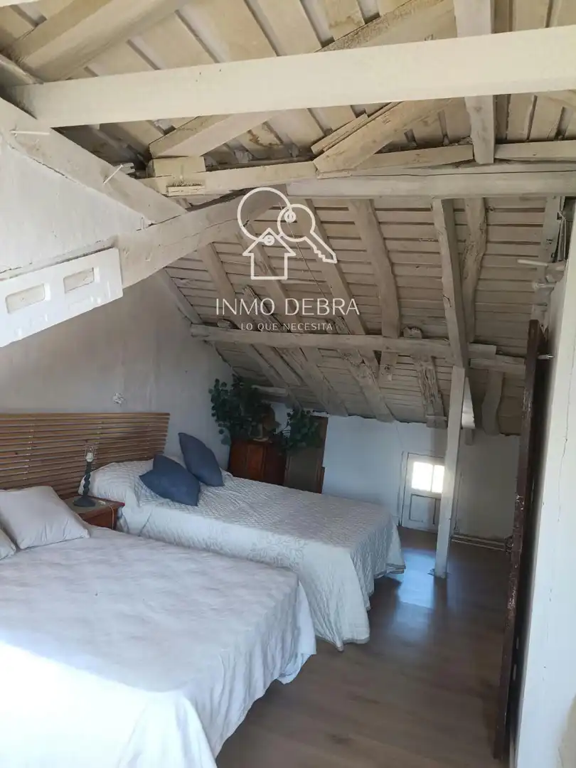 Casa adosada en venta en Muros de Nalón