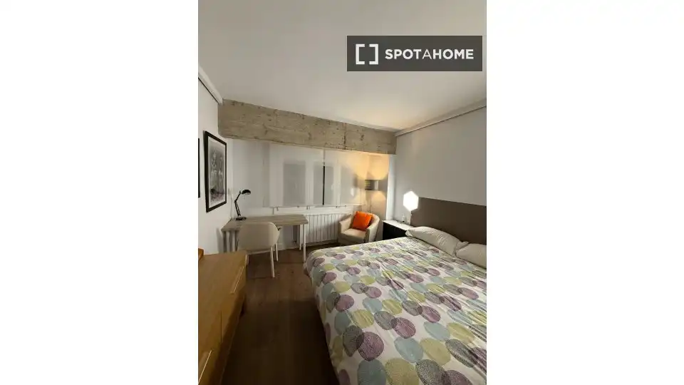 Habitación en Cuatro Caminos