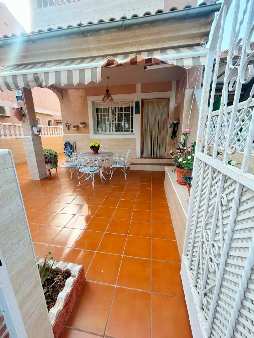 Reihenhaus mit Garten zum Verkauf in Santiago de la Ribera, imagen 4