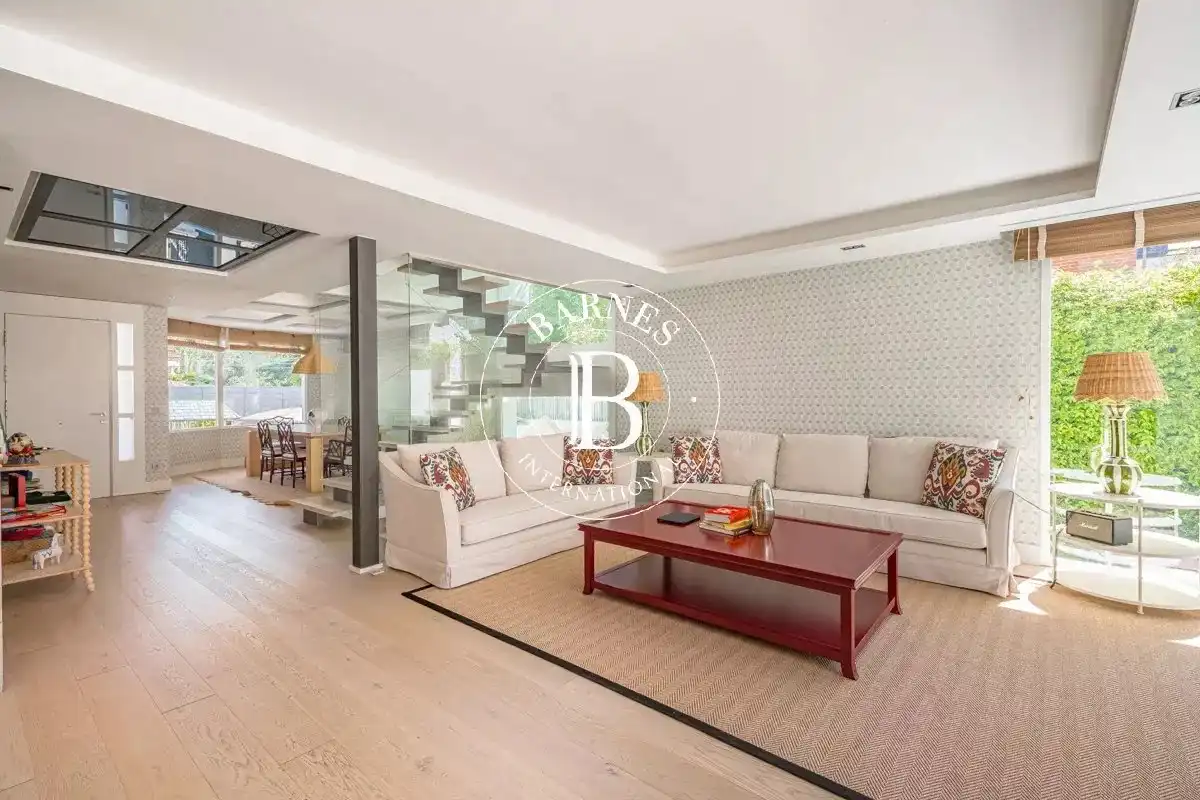 Sala de estar de Casa o chalet en venta en Madrid con Aire acondicionado, Calefacción y Piscina
