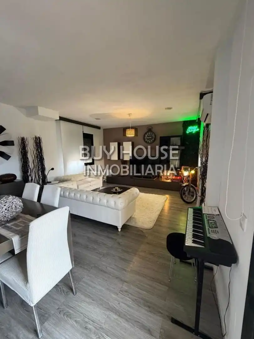 Chalet con piscina en venta en Calle Madeira 17, imagen 21