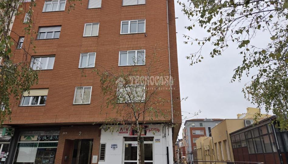 Photo 1 of Premises for sale in Pl. Juan de Austria, Las Ventas, León