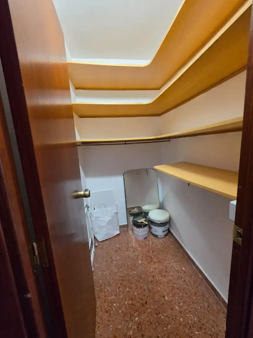 Piso de alquiler en Valencia con Jardín privado, Terraza y Amueblado