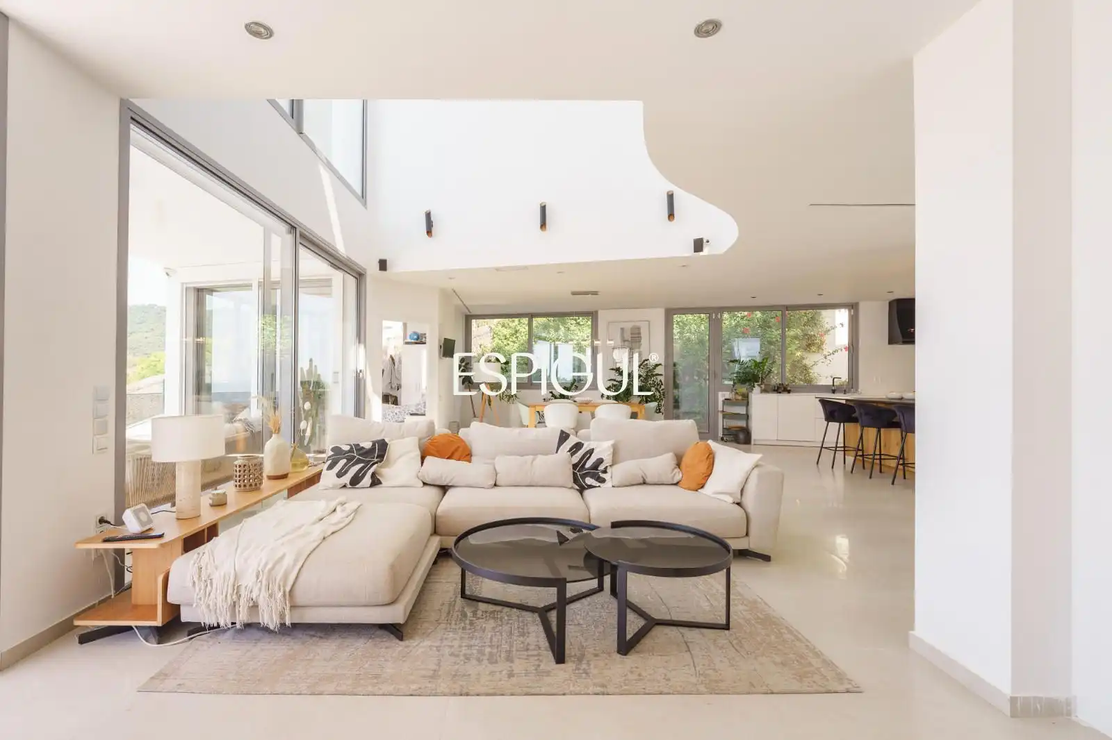 Sala de estar de Casa o chalet en venta en Vilassar de Dalt con Aire acondicionado, Calefacción y Jardín privado