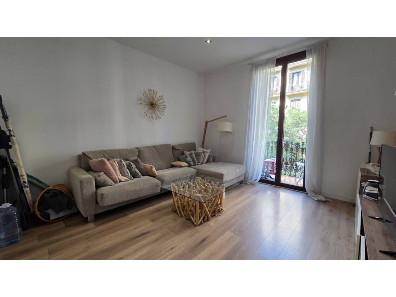 Exterior view of Flat to rent in  Barcelona Capital  with Air Conditioner, Heating and Parquet flooring